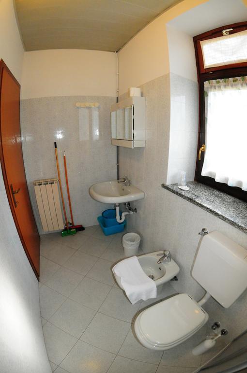 Residence Eden Park Aosta Zimmer foto