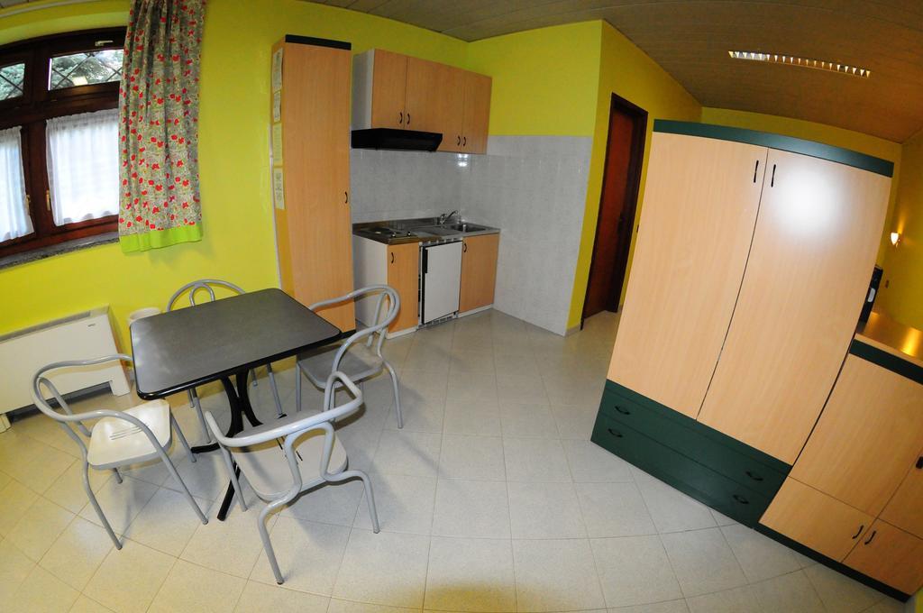 Residence Eden Park Aosta Zimmer foto